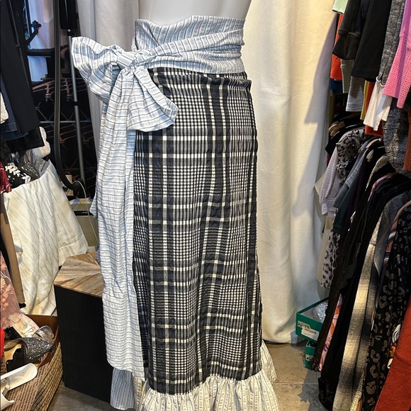 Ganni Asymmetrical blue and White Skirt - Picture 3 of 7